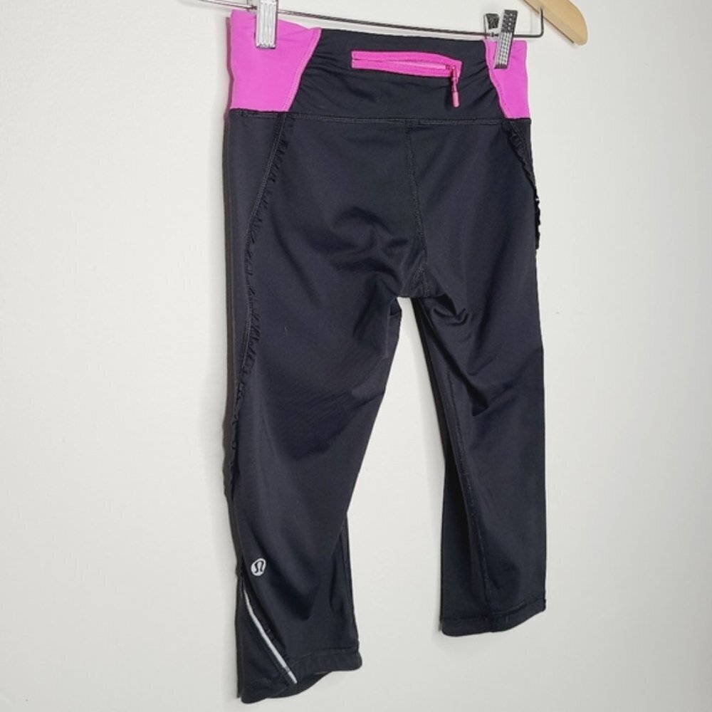 Lululemon Run: Fast And Free Crop - Pow Pink / Black